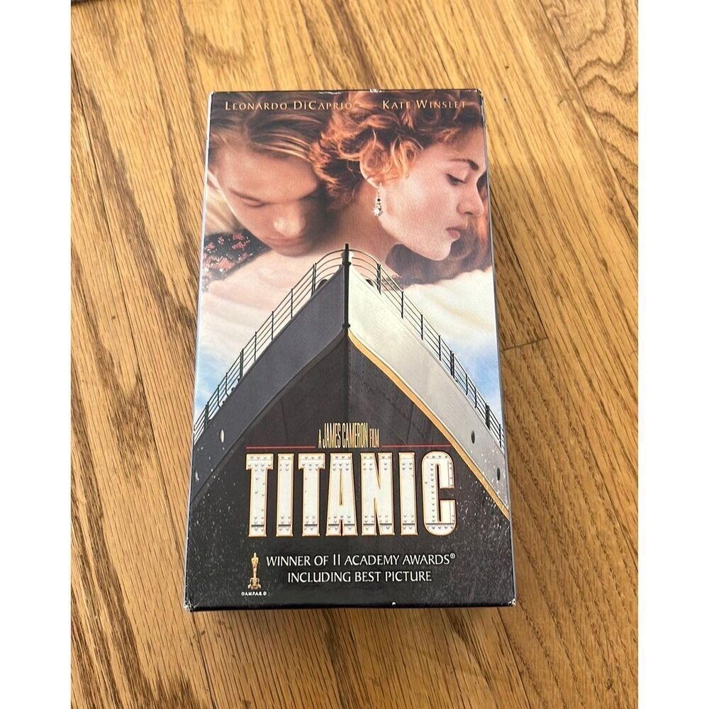 Titanic (2) VHS Set